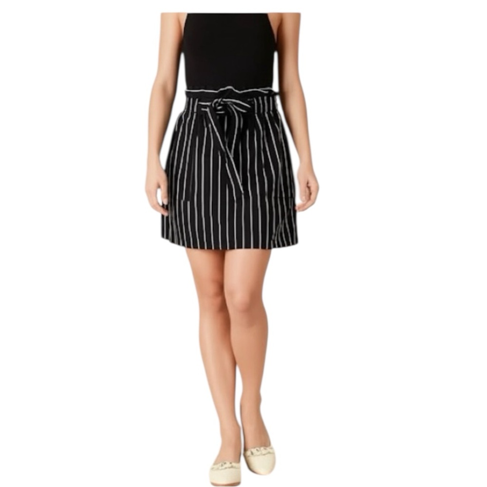Urban Heritage Women’s Black & White Paper Bag Waist Striped Skirt Size Medium